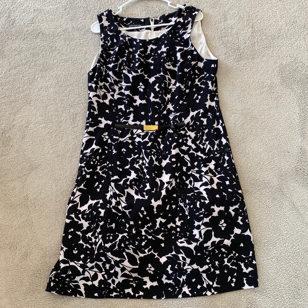 Jones New York size 14 princess seam dress